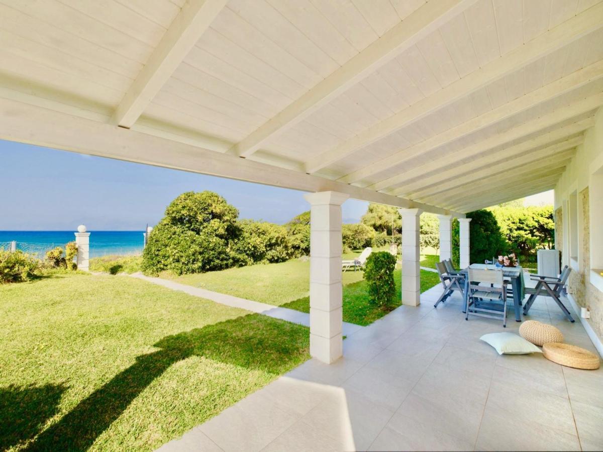 Beachfront Stato Da Mar By Dadovillas *